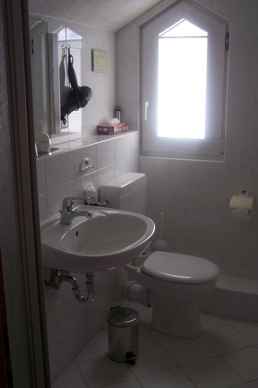 Hotel Garni Zur Bergstrasse Zwingenberg  Room photo